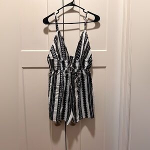 SHEIN black and white romper spaghetti strap size medium